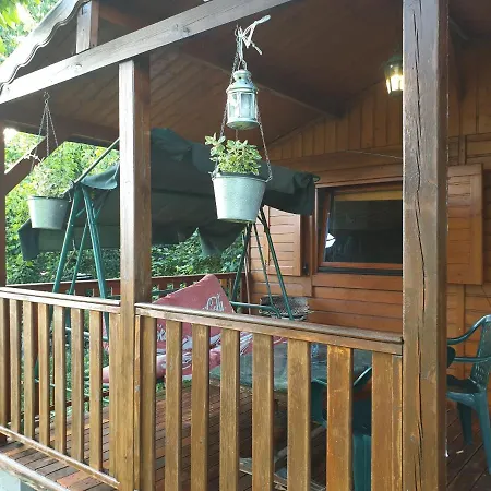 Camping Domek Letniskowy W Zieleni Blisko Jeziora Sredzkiego Środa Wielkopolska